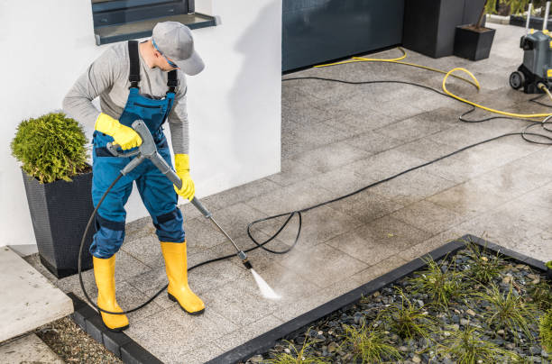 Best Residential Pressure Washing Services  in Antigo, WI